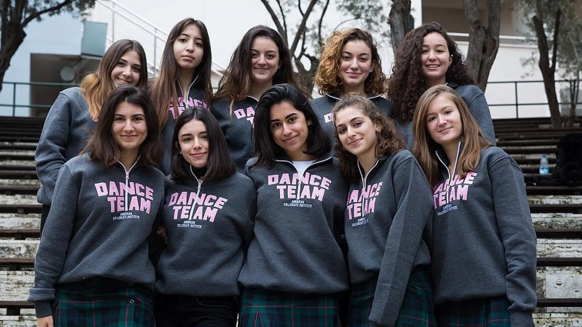 İzmir Amerikan Koleji Dans Takımı