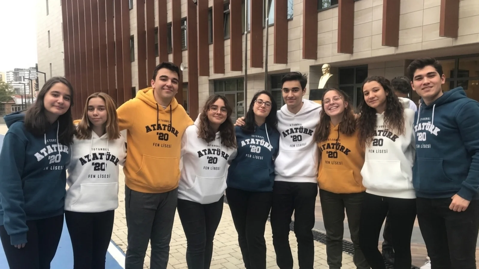 Mezuniyet hoodie'si